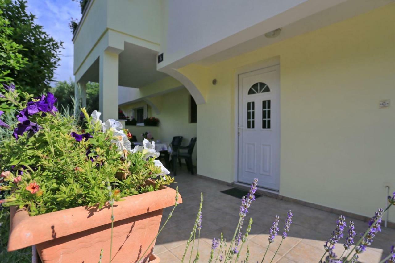Apartments Romansa زاتون المظهر الخارجي الصورة